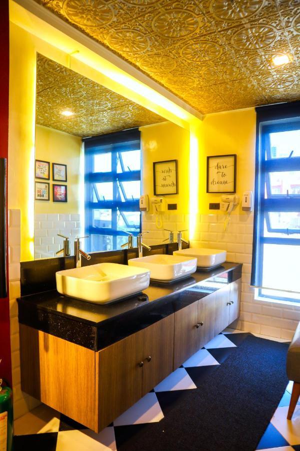Unwnd Boutique Hotel Makati Makati City Kültér fotó